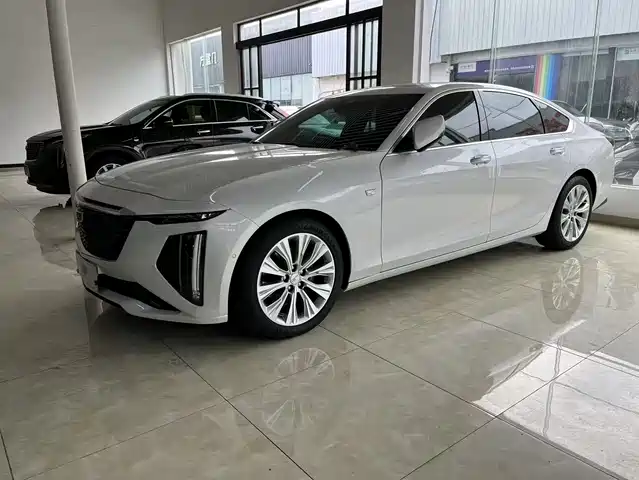 CADILLAC CT6
