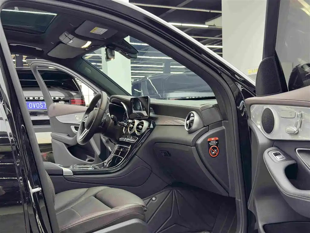 Mercedes-Benz GLC — миниатюра 10
