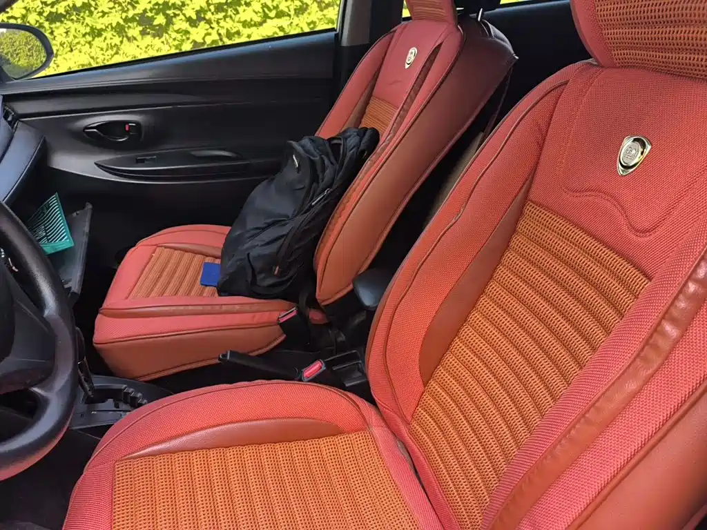 Toyota Yaris L — миниатюра 11