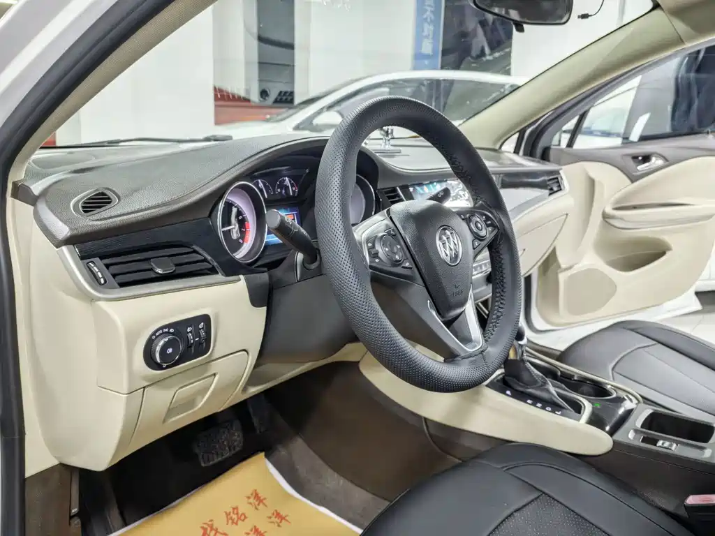 Buick Verano — миниатюра 11