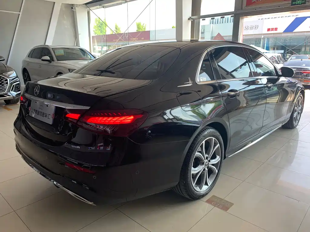 Mercedes-Benz E-Class E 2022 E 300 L Sport Luxury