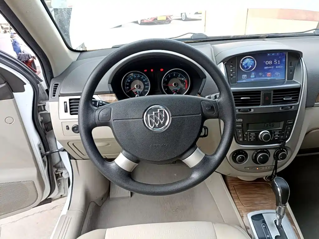 Buick Excelle — миниатюра 11