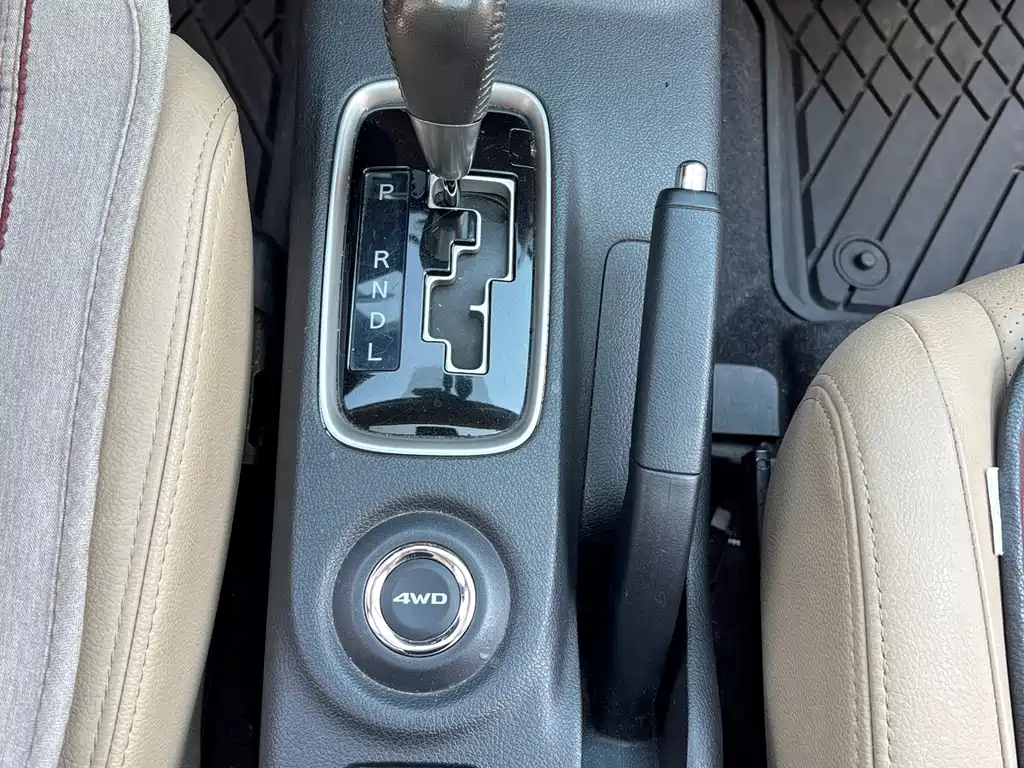 Mitsubishi Outlander — миниатюра 13