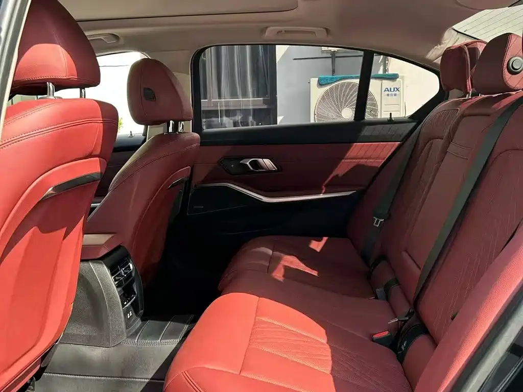 BMW 3 Series — миниатюра 5