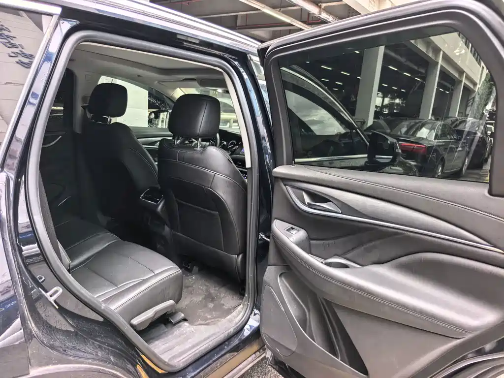 Buick Enclave — миниатюра 16