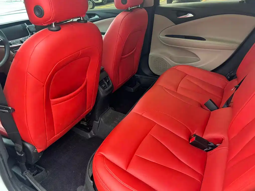 Buick Verano — миниатюра 12