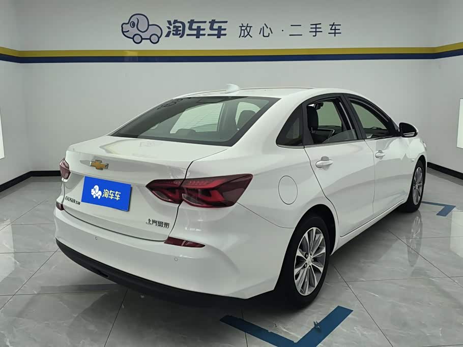 Chevrolet Monza 1.5 л 2021 г. Белый, пробег 22000 км
