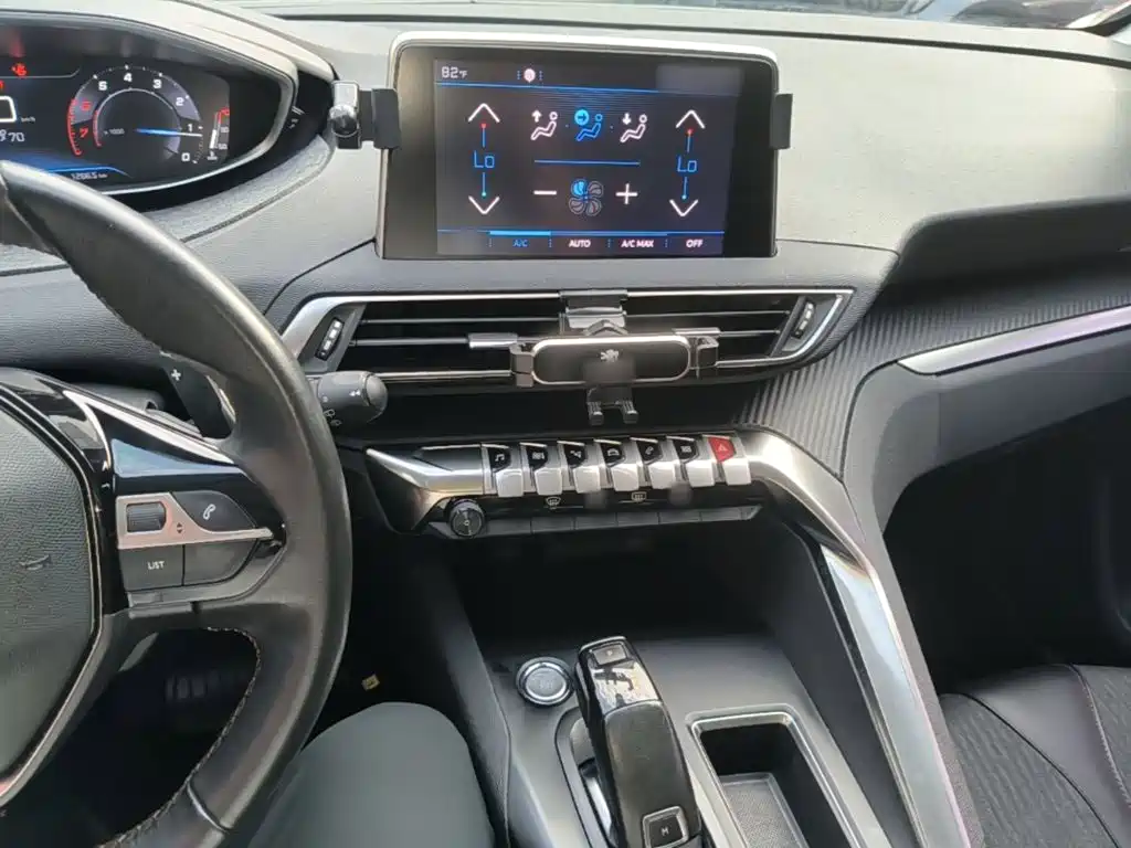 Peugeot 5008 — миниатюра 10