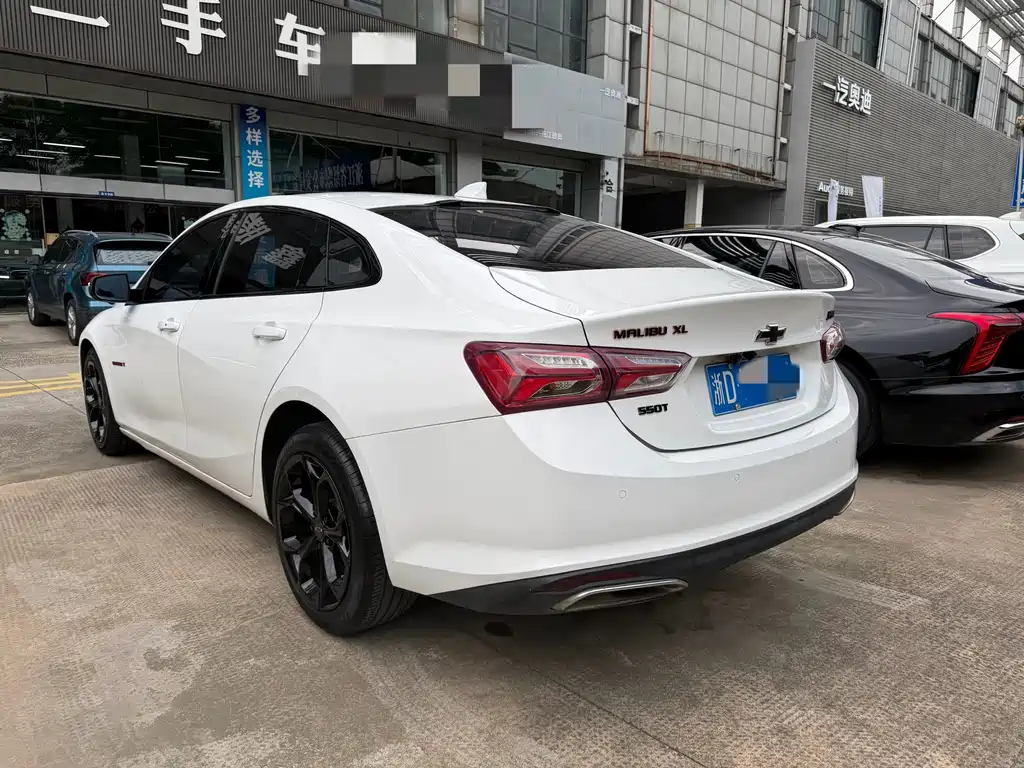 Chevrolet Malibu XL — миниатюра 4