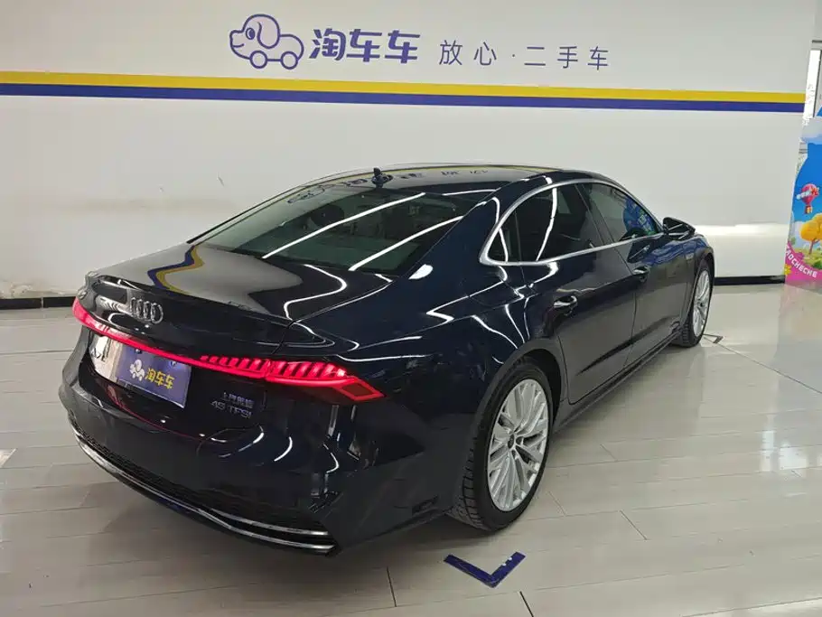 Audi A7L — миниатюра 3