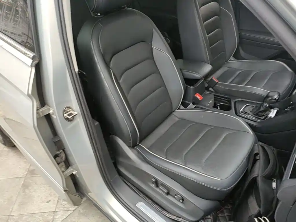 Volkswagen Tiguan L — миниатюра 25