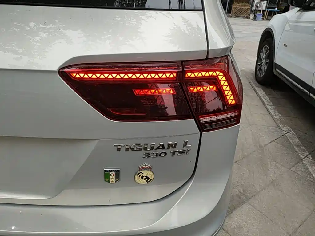 Volkswagen Tiguan L — миниатюра 8