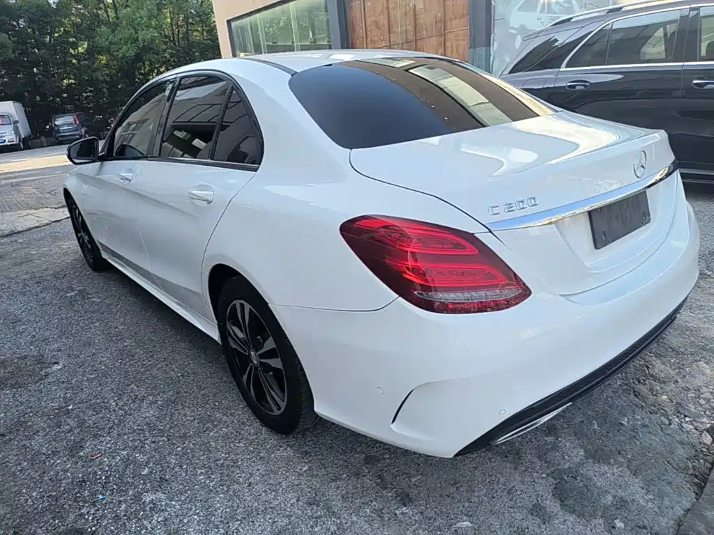 Mercedes-Benz C-Class — миниатюра 5