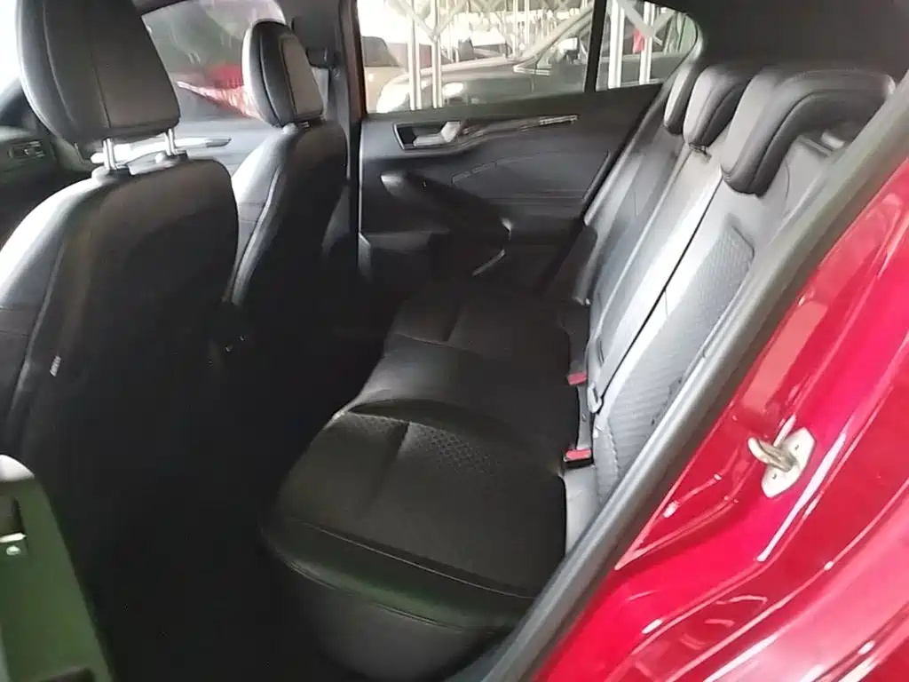 Ford Focus — миниатюра 17