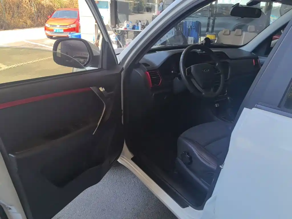 Chery Tiggo 3 — миниатюра 16