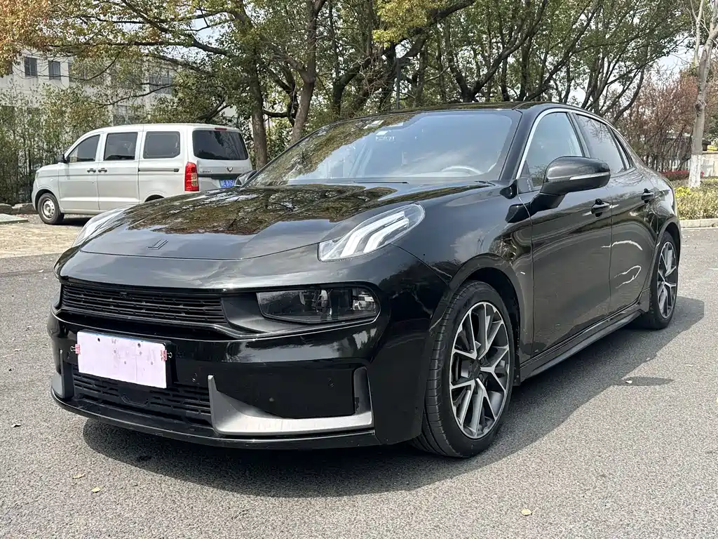 Lynk & Co 03 2022