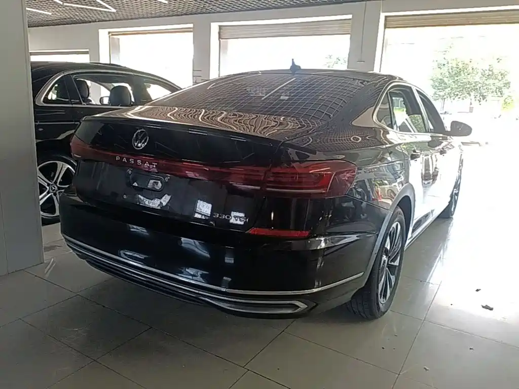 Volkswagen Passat — миниатюра 7
