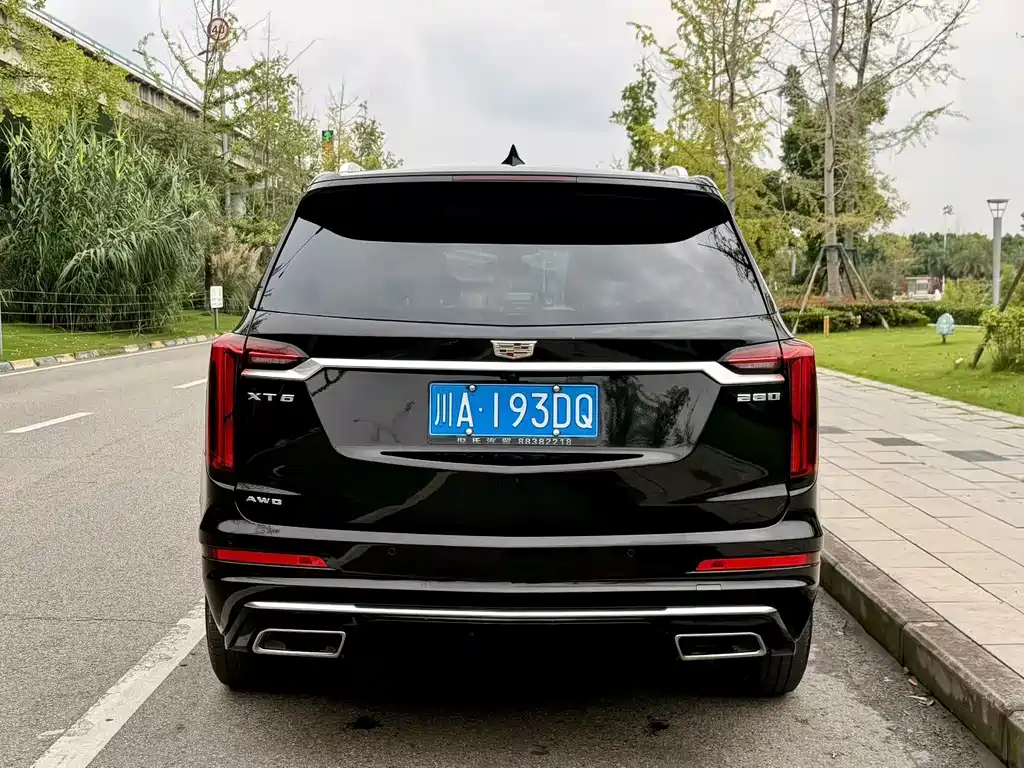 Cadillac XT6 — миниатюра 5