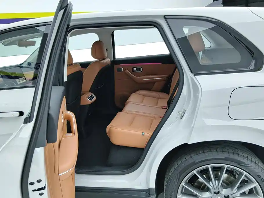Leapmotor Leapmotor C10 — миниатюра 11