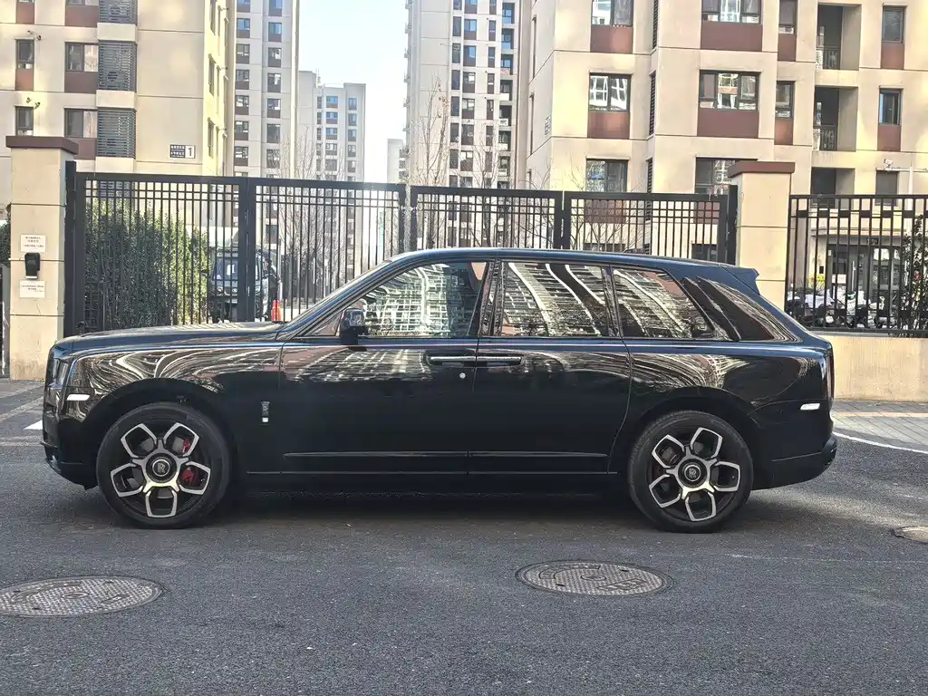 ROLLS-ROYCE CULLINAN