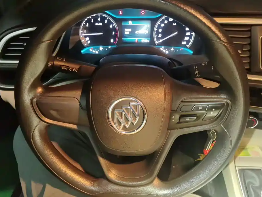 Buick Excelle — миниатюра 15