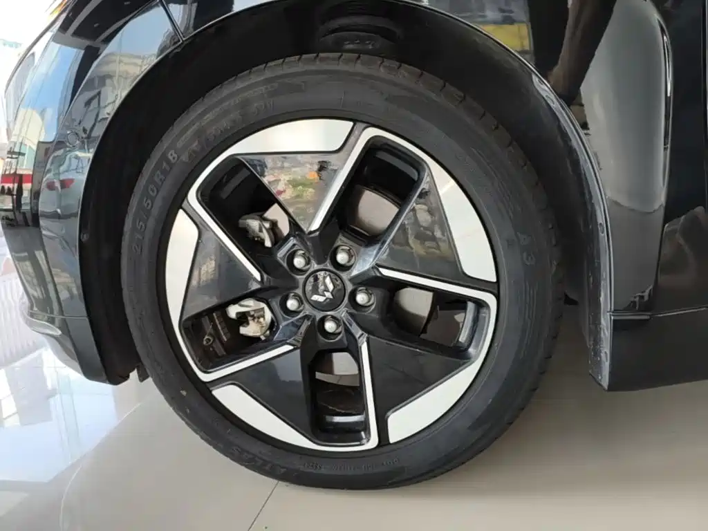 Wuling Xingguang — миниатюра 23