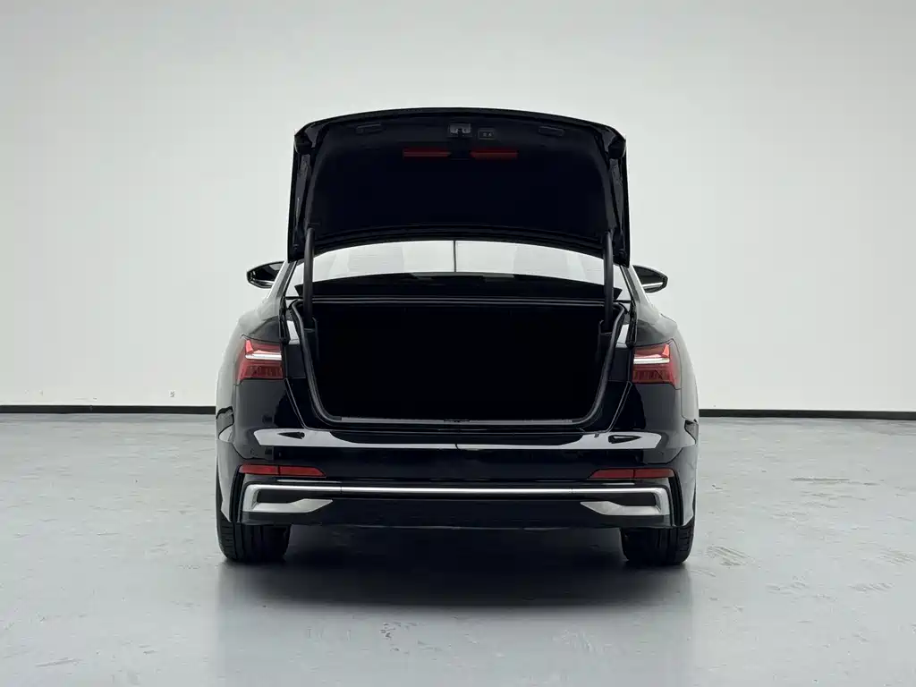 Audi A6L — миниатюра 10