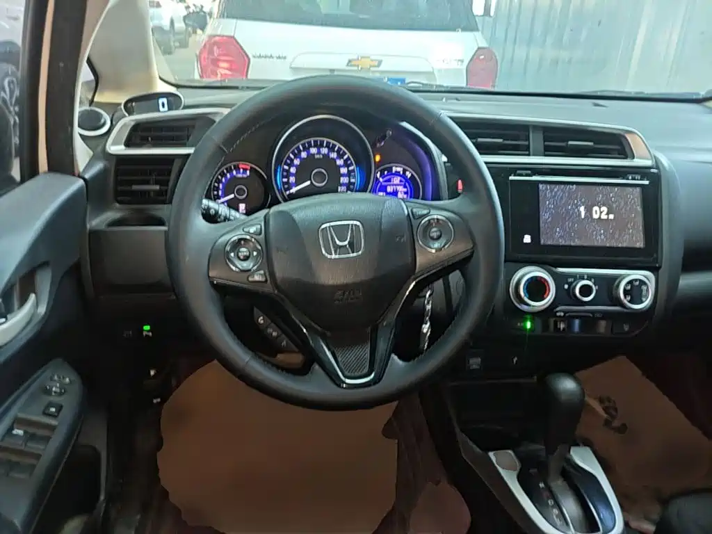 Honda Fit — миниатюра 11