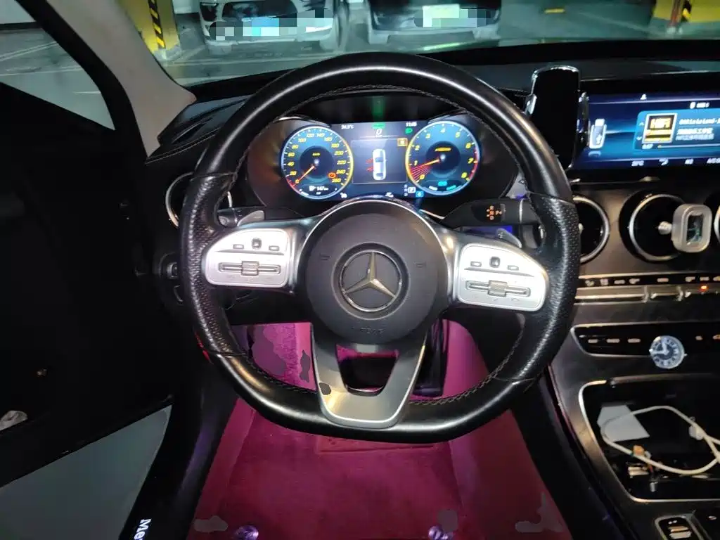 Mercedes-Benz C-Class — миниатюра 11