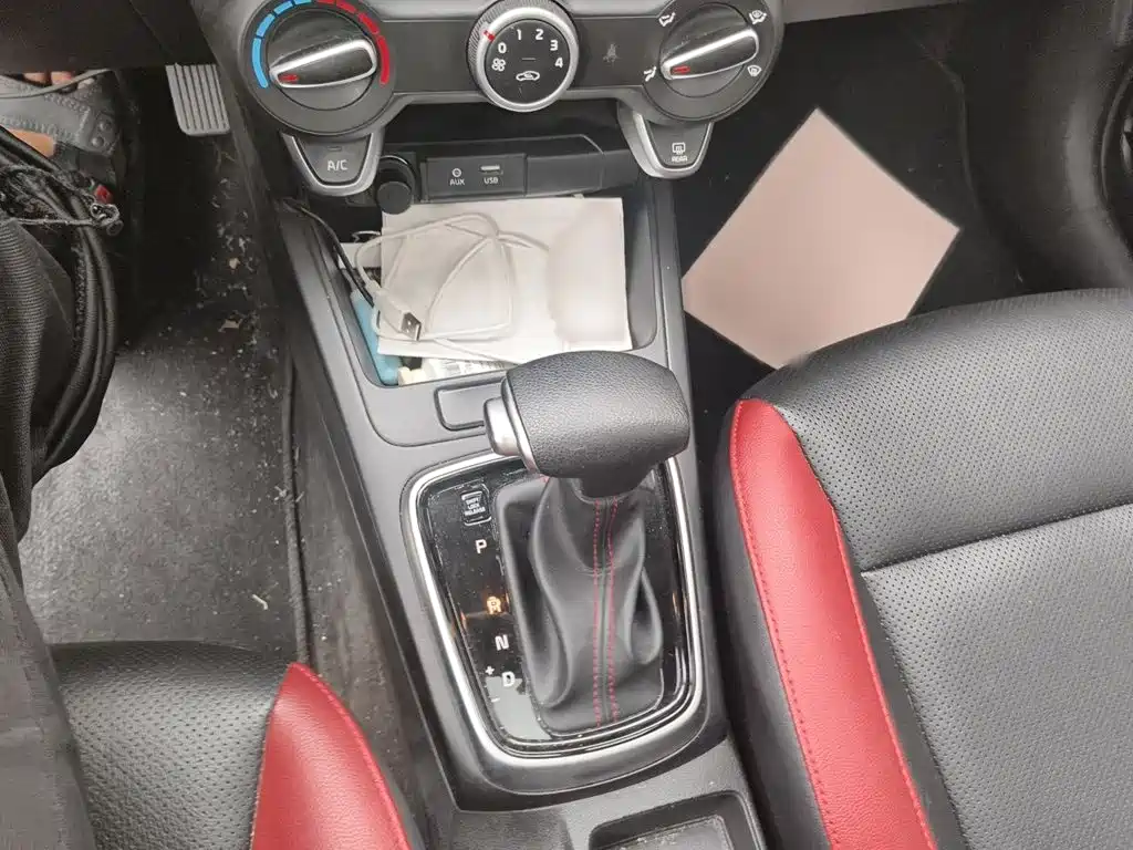 Kia KX Cross — миниатюра 7