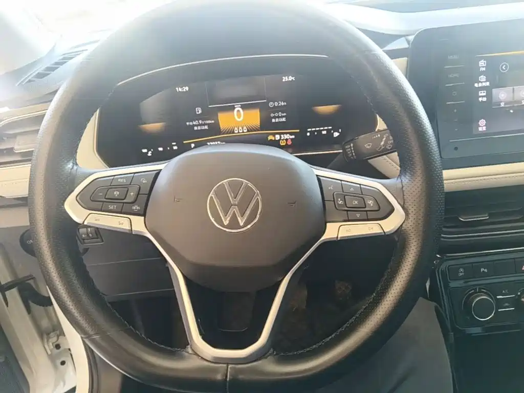 Volkswagen Tharu — миниатюра 11