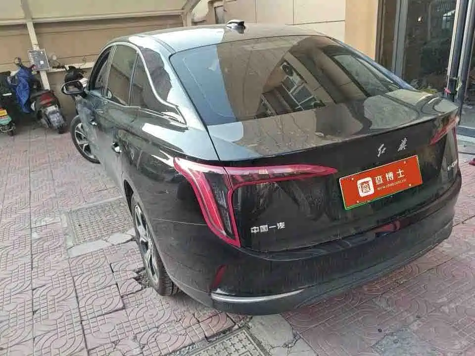 Hongqi Hongqi E-QM5 — миниатюра 7