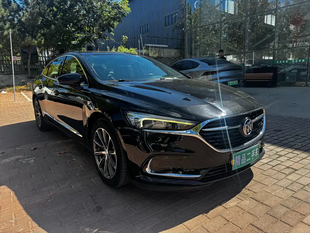 Buick LaCrosse — миниатюра 3