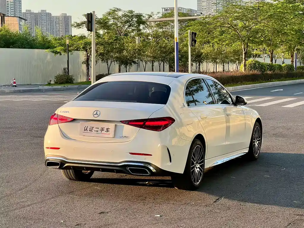 Mercedes-Benz C-Class — миниатюра 5