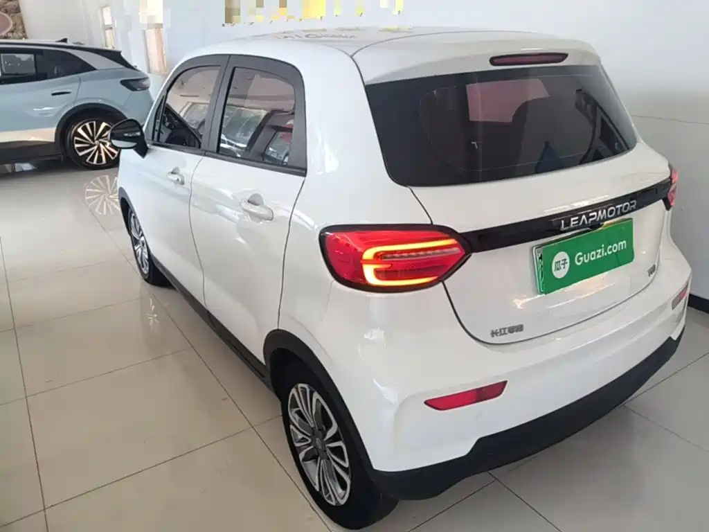 Leapmotor Leapmotor T03 — миниатюра 5