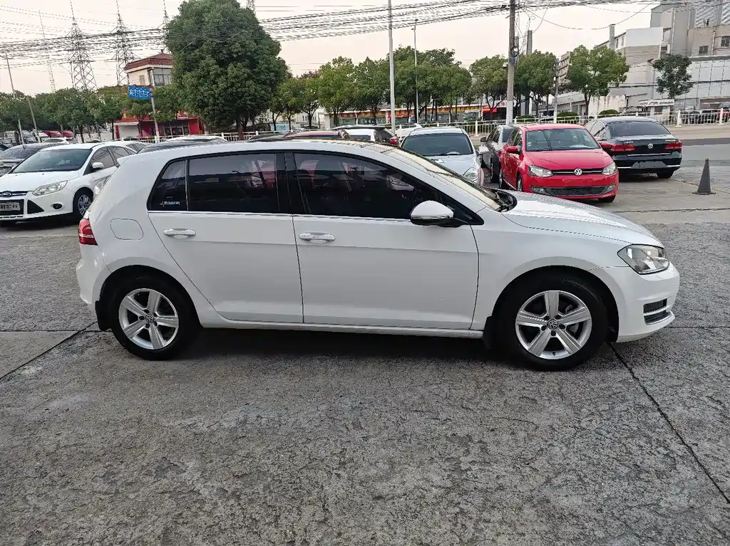Volkswagen Golf — миниатюра 4