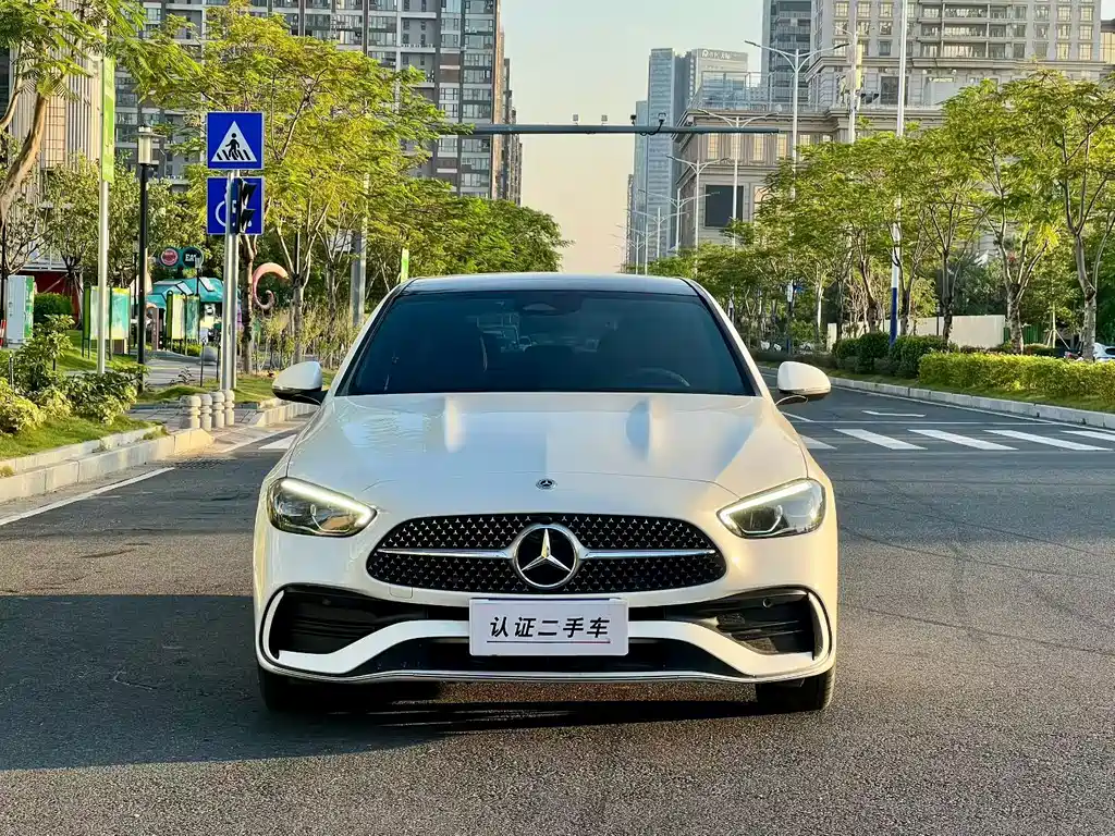 Mercedes-Benz C-Class — миниатюра 2