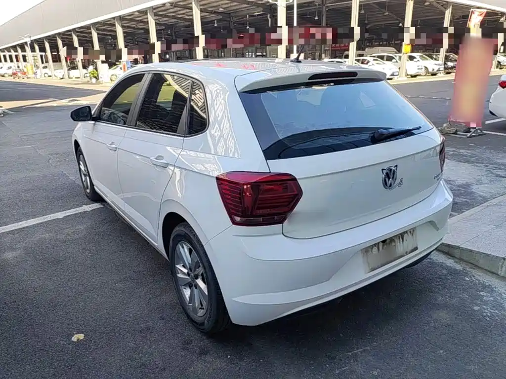 Volkswagen Polo — миниатюра 5