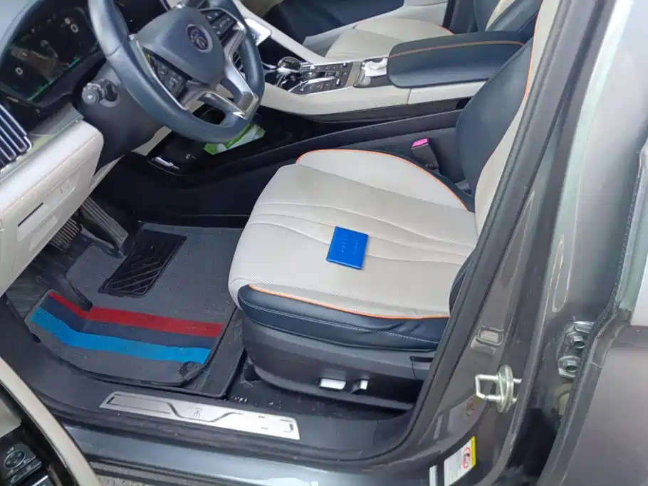 BYD PLUS New Energy — миниатюра 9
