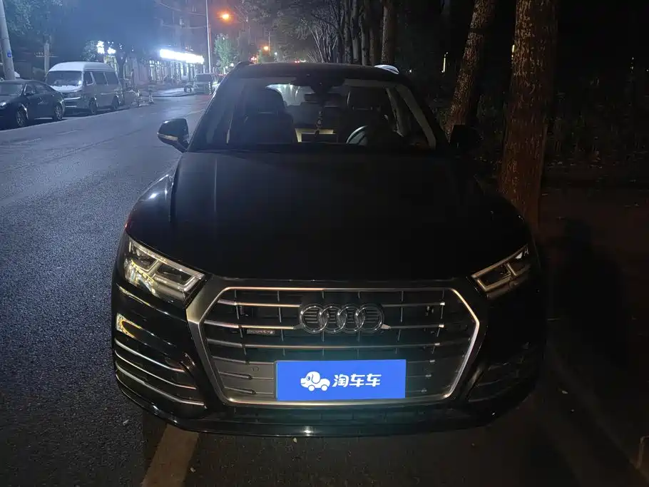 Audi Q5L — миниатюра 2