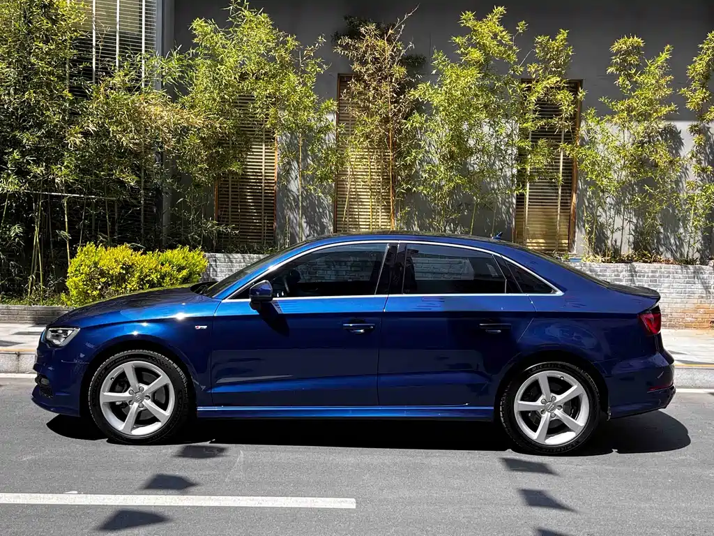 Audi A3 (Import) — миниатюра 4