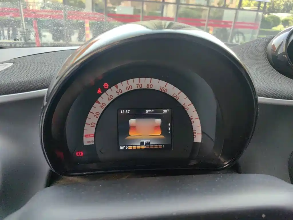 smart Smart Fortwo — миниатюра 4