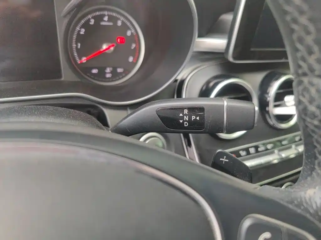 Mercedes-Benz C-Class — миниатюра 7