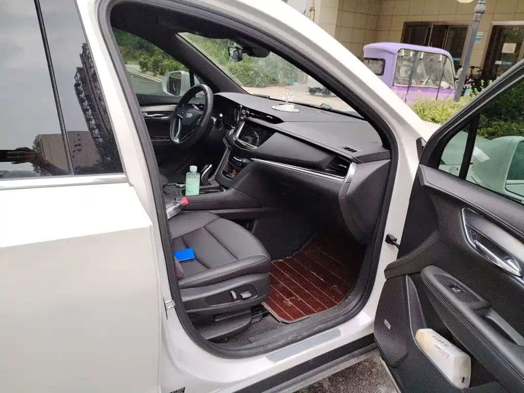Cadillac XT6 — миниатюра 20