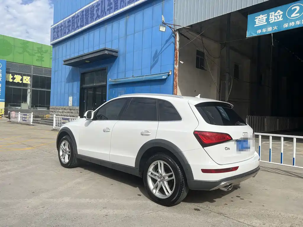 Audi Q5 — миниатюра 12