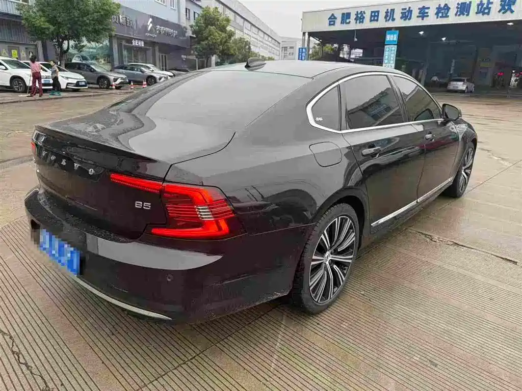 Volvo S90 — миниатюра 3