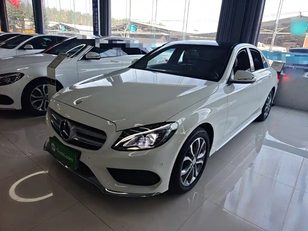 Mercedes-Benz C-Class — миниатюра 2