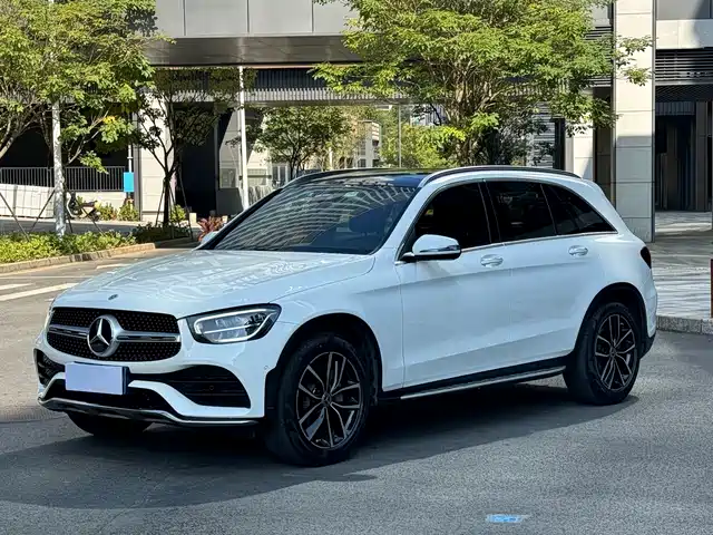 MERCEDES BENZ GLC