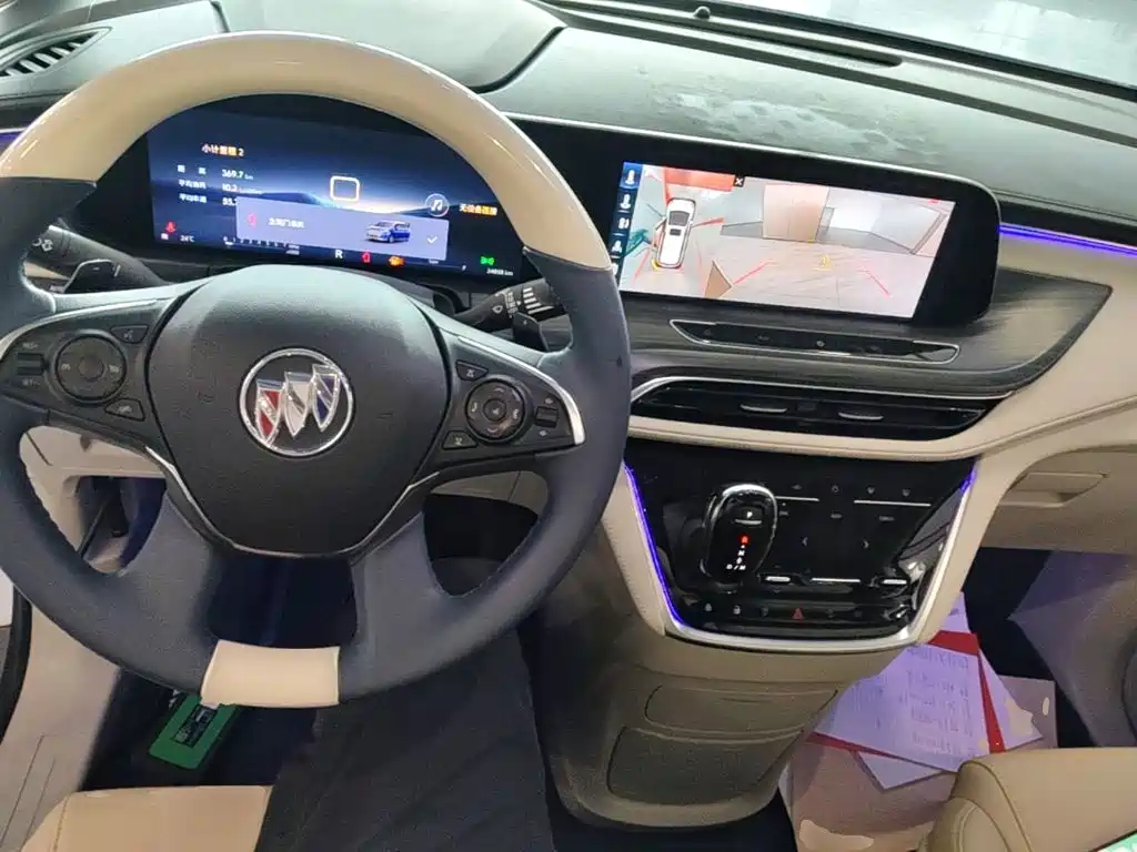 Buick GL8 — миниатюра 10