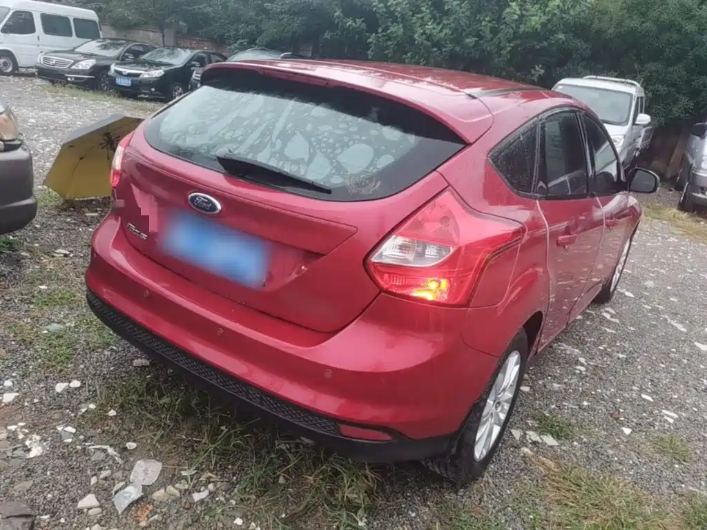 Ford Focus — миниатюра 7